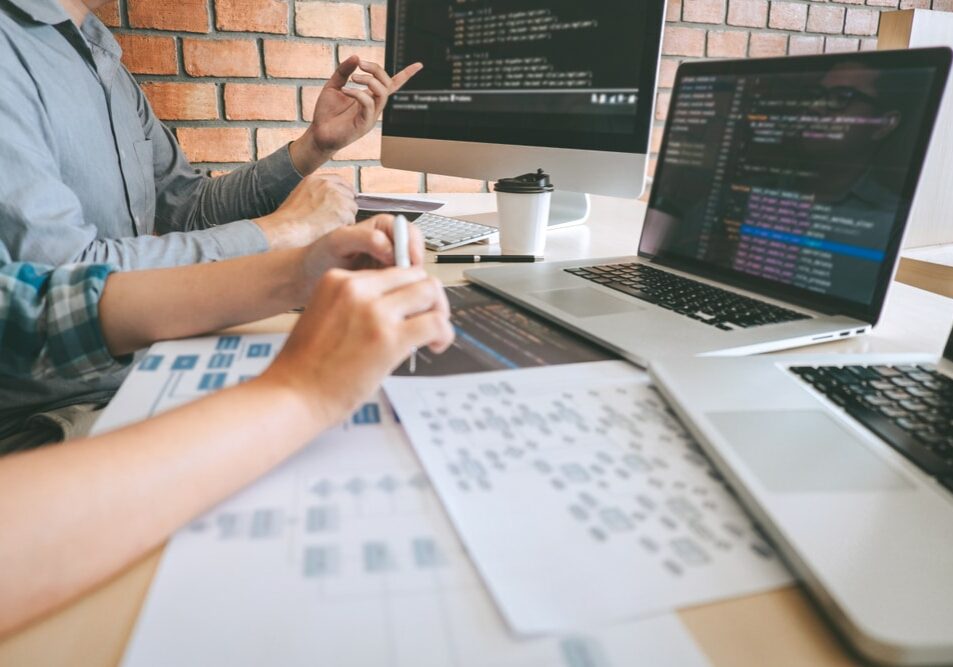 Team,Of,Professional,Developer,Programmer,Cooperation,Meeting,And,Brainstorming,And